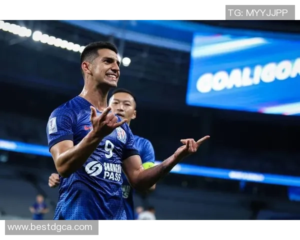 上港逆转鲁能精彩对决2比1收获胜利展现强大实力