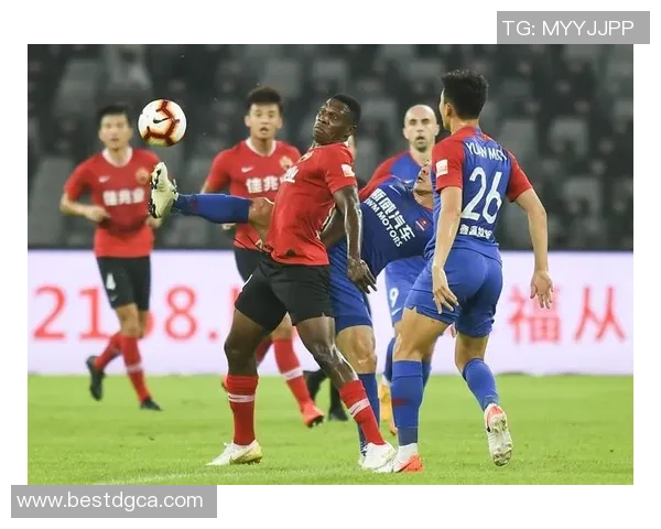 中超精彩对决重庆队迎战河南队直播盛况尽在眼前